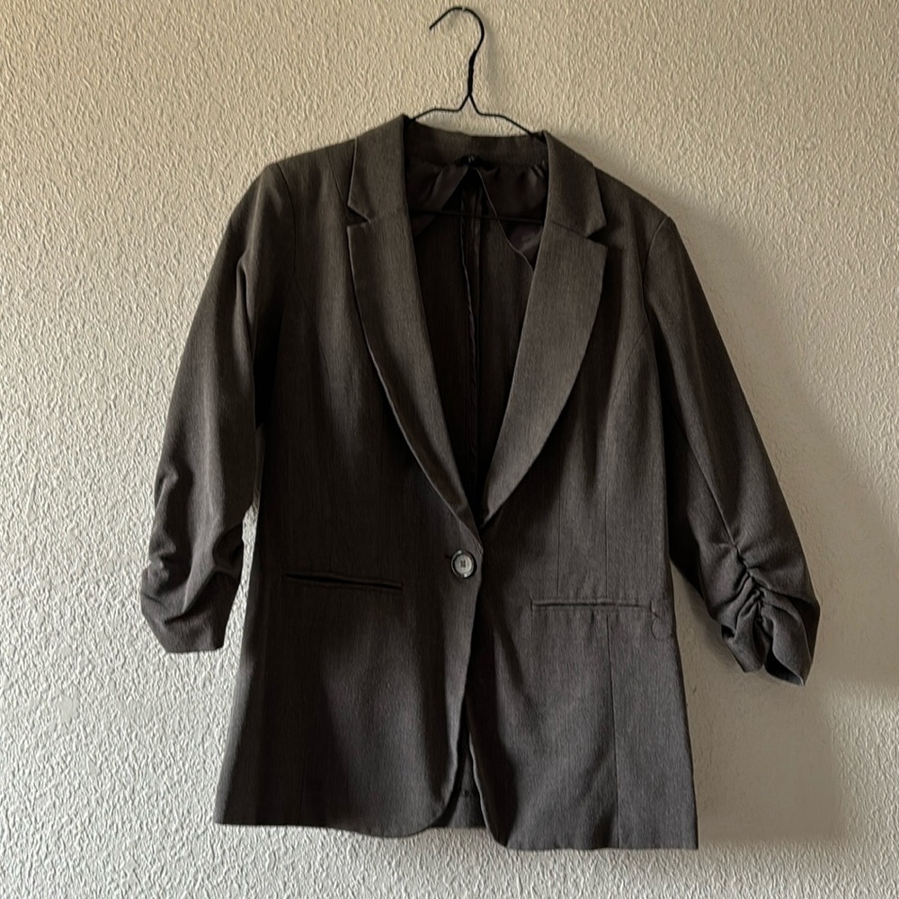 Gray blazer